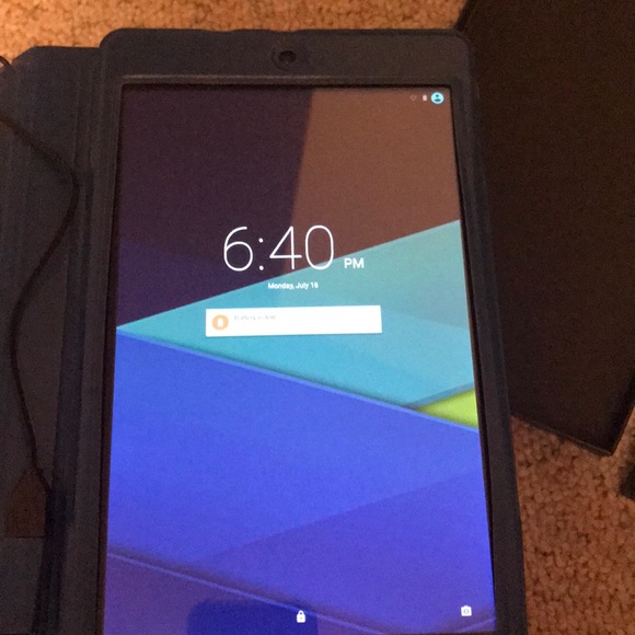 Android Tablet - Picture 3 of 4